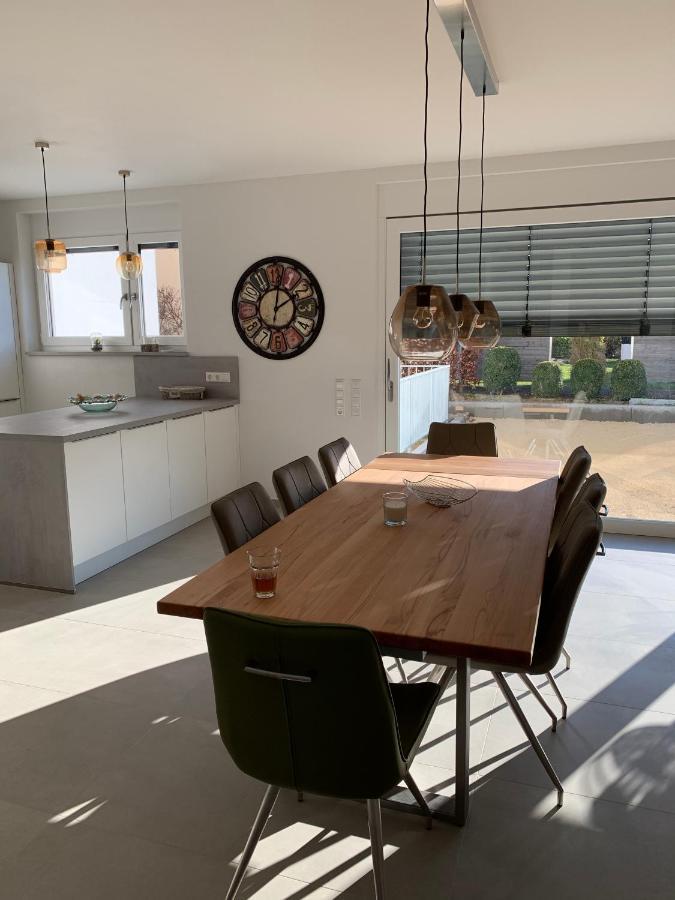 Apartamento Haus Steingrubenweg Mutlangen Exterior foto