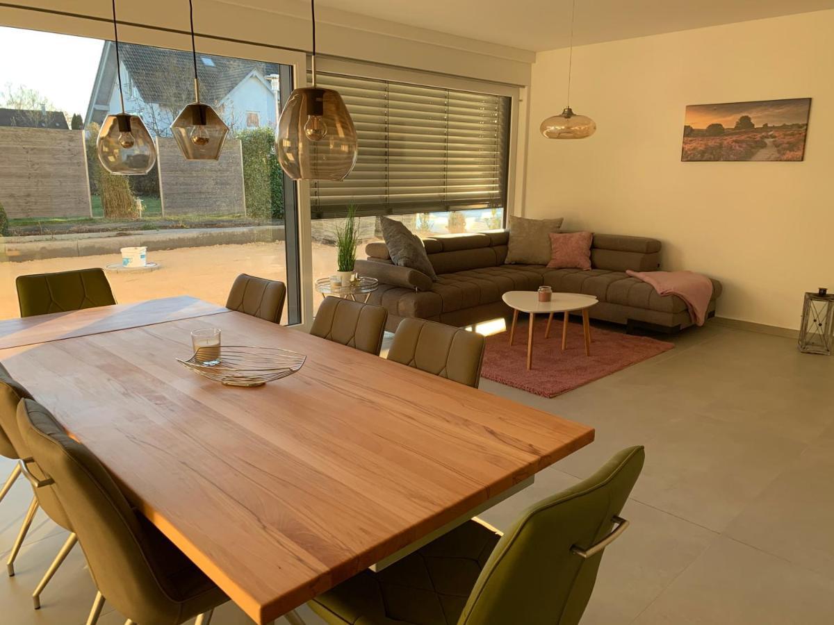Apartamento Haus Steingrubenweg Mutlangen Exterior foto